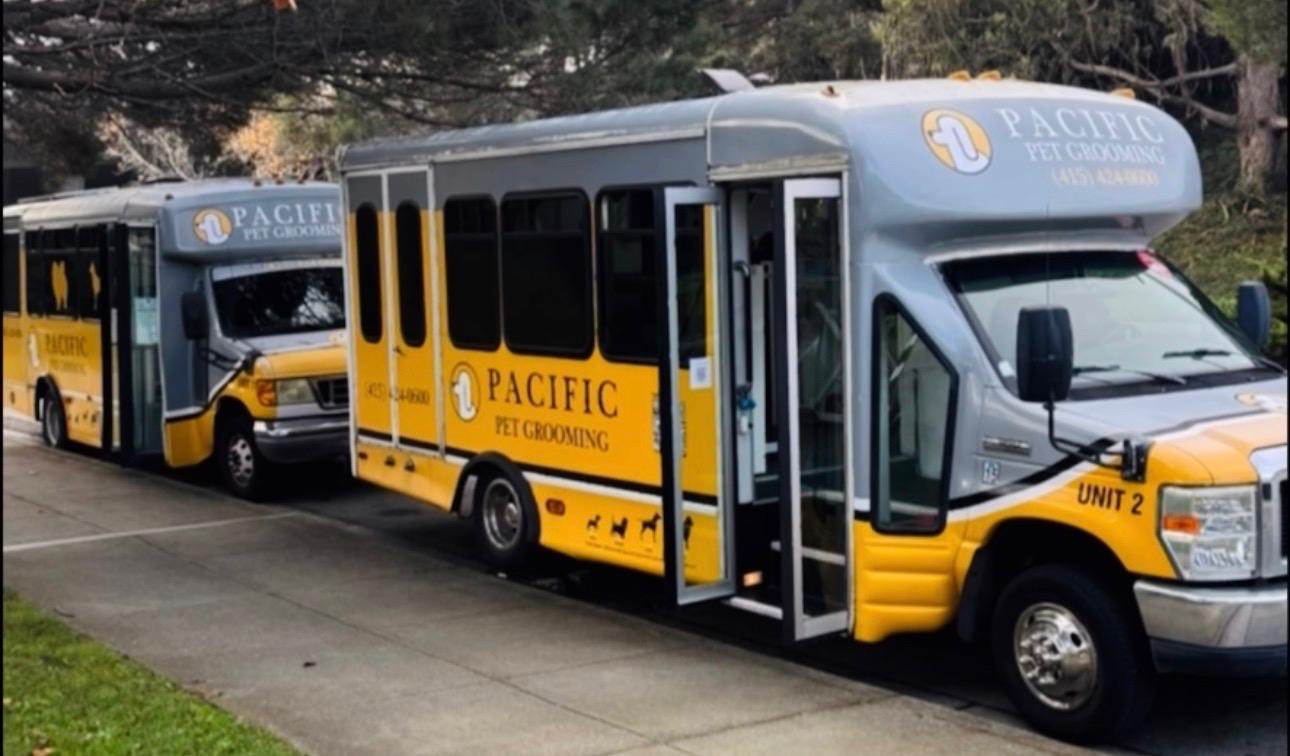 Pacific Pet Grooming Salon Bus